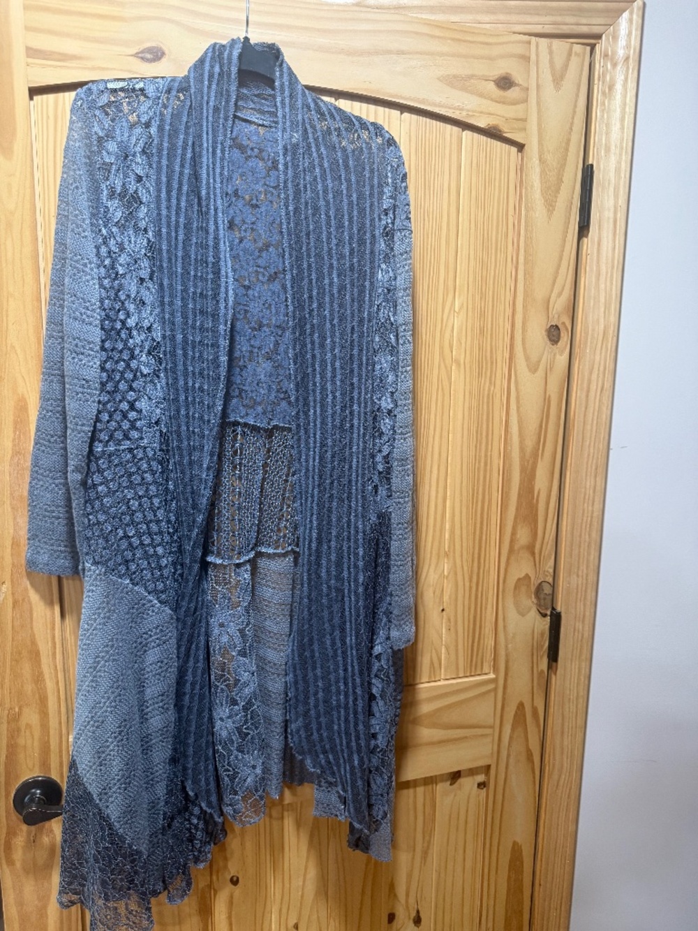 Crochet lace long sleeve duster like new
